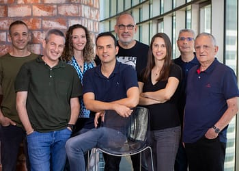 שותפי ועובדי ויולה ונצ'רס. צילום: אריק סולטן.