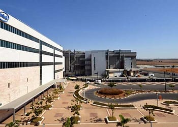 מפעל Fab 28 של אינטל בקרית גת צילום: יח"צ אינטל