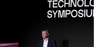 נשיא TSMC EMEA פול דה בוט בכנס החברה באמסטרדם, מאי 2025