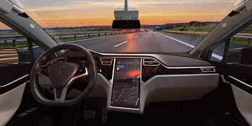 חלל הפנים של מכונית טסלה. אילוסטרציה: depositphotos.com